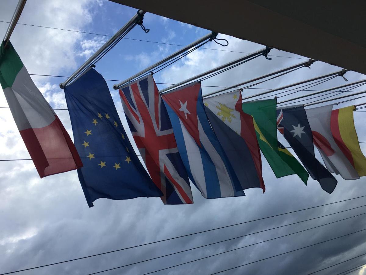 Italy Condotel Darasa Tanauan  Esterno foto
